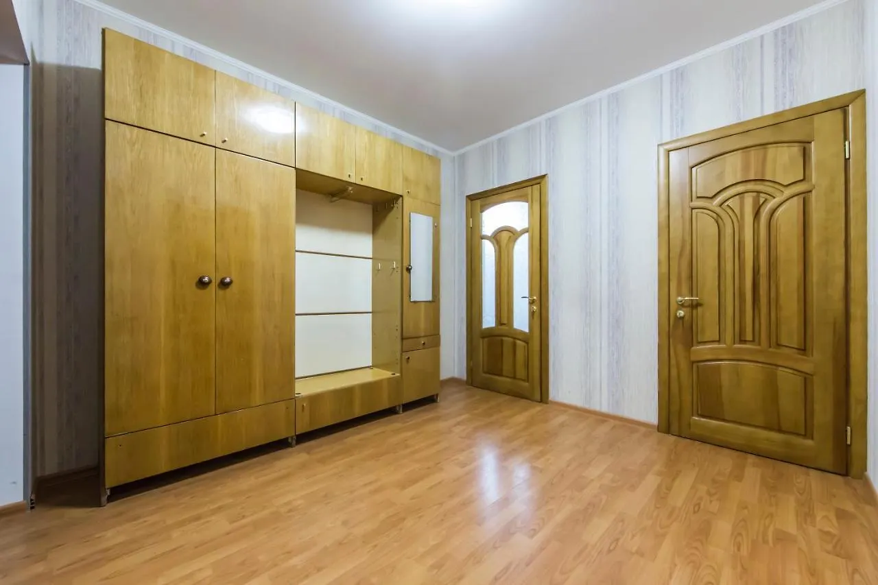 Appartement Уютная, Просторная Видовая Трехкомнатная Квартира Возле Метро Академгородок На 6 Мест Oekraïne